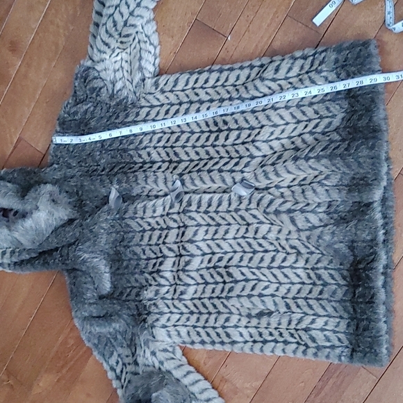 Vintage Hooded Faux Fur Coat with pockets size medium - Picture 7 of 12